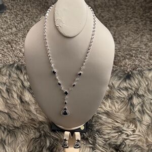 Elegant Silver and Black Necklace Set